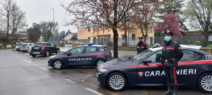 Perquisite le abitazioni di sette minorenni accusati di atti persecutori