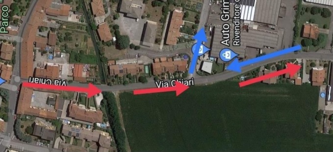 Il senso unico in via Chiari divide i colognesi: “C’è comunque un problema di sicurezza”