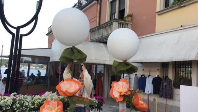 In occasione de “I Giardini del Garda” il lancio dei palloncini per ricordare Greta e Umberto