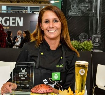 Marisa Filippini trionfa alla “Burger Battle” di Rimini