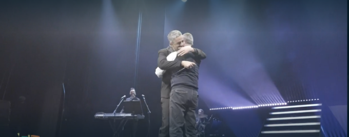 Fiorello, dopo 40 anni l’incontro con il bresciano compagno di naja