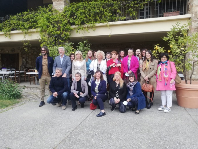 Il ruolo della donna dalla politica all’impresa: Franciacorta in bianco si tinge di rosa