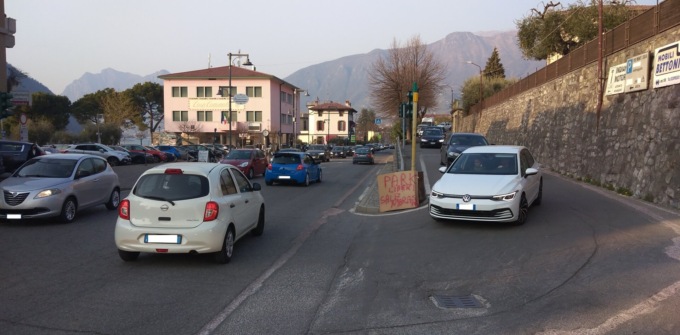 La proposta: “Un’app per mappare i parcheggi disponibili”