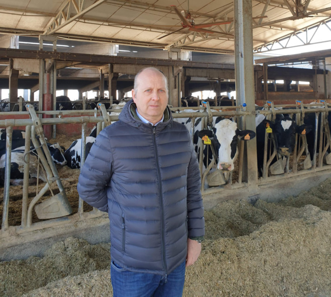 In crescita il prezzo del latte, in crisi le stalle bresciane