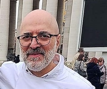 Un ulivo di pane consegnato nelle mani del Papa, la toccante storia