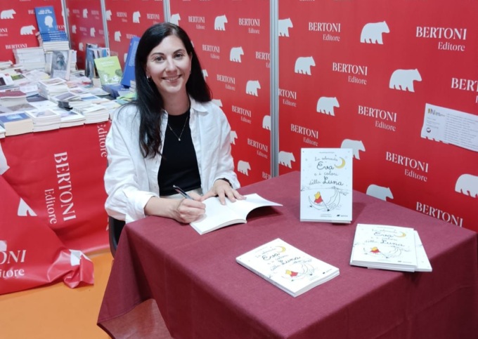 Gran debutto per “La selenauta Eva e i colori della luna” di Valentina Pitozzi
