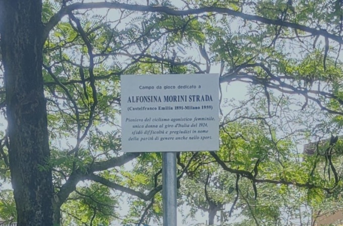 Intitolato ad Alfonsina Morini Strada il campo di calcetto di Bettole