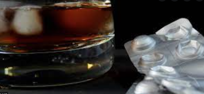 Pacco sospetto contenente la “droga dello stupro”, arrestati due uomini