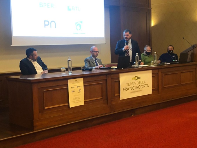 Passa da un convegno il gemellaggio tra Cilento e Franciacorta