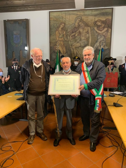 Una benemerenza a Valerio Rossetti, per sempre carabiniere