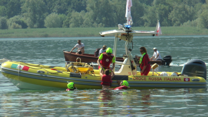 Maxi esercitazione per la sicurezza di bagnanti e natanti