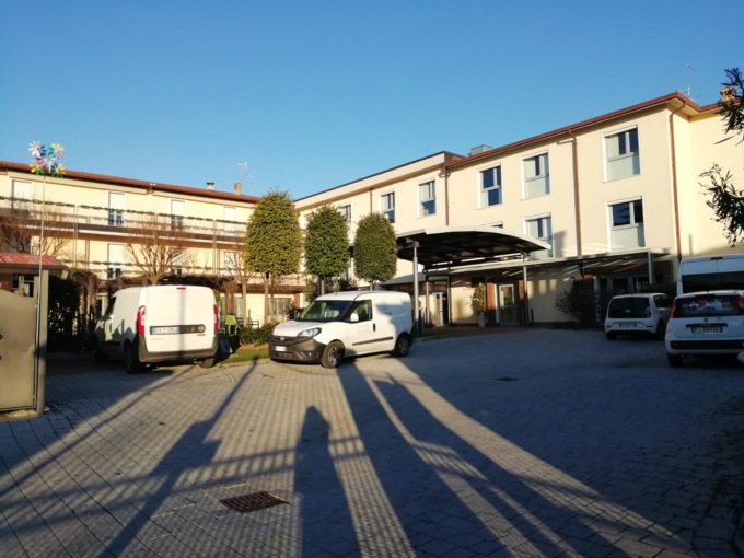 Riprendono le visite dei parenti all’ interno dell’ RSA