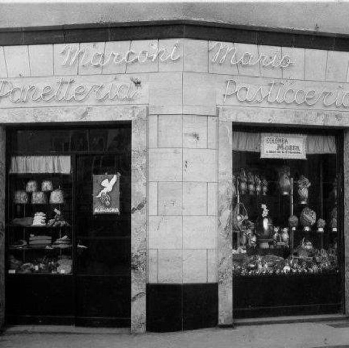 Ultima cioccolata per il bar Marconi