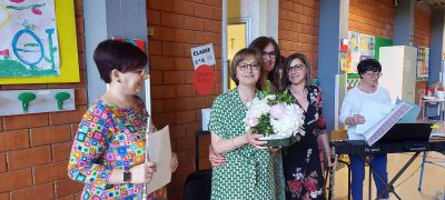 La maestra Di Meo lascia la scuola dopo 43 anni