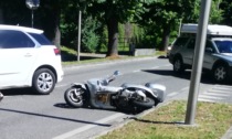 Sinistro tra auto e moto, traffico congestionato