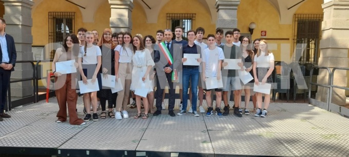 Borse di studio e riconoscimenti civici: Cologne applaude le sue eccellenze