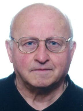 Stava raggiungendo il cimitero per celebrare la messa di triduo per i defunti, per don Carlo non c’è stato nulla da fare