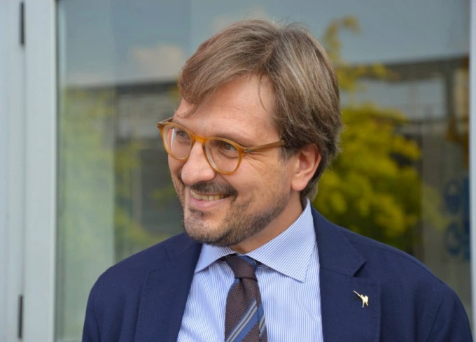 Continua la crescita della manifattura lombarda ma paura per il futuro