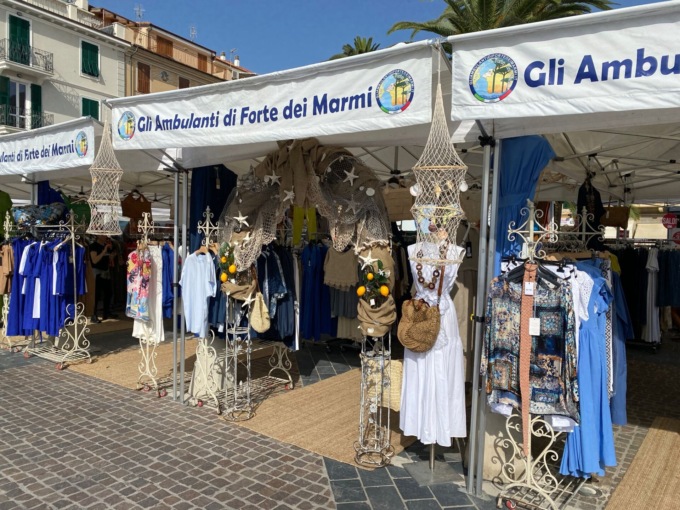 “Gli Ambulanti di Forte dei Marmi®” a SARNICO domenica 14 agosto