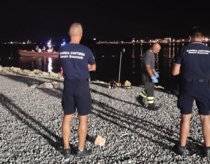 Bagno di notte nel lago, recuperato senza vita il corpo di un 42enne