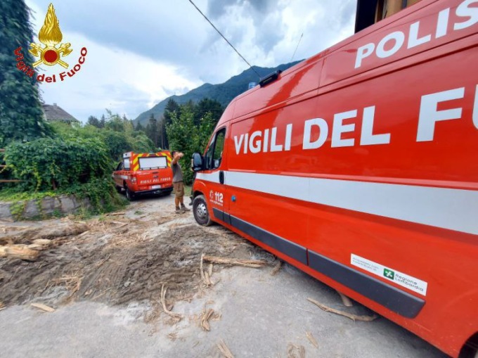 Alluvione in Vallecamonica: Vigili del fuoco in aiuto da tutta la Lombardia
