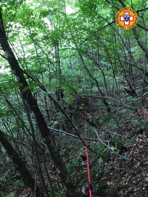 Un viaggio in e-bike terminato in una zona impervia, allertato il Cnsas