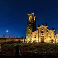 Una camminata nella natura verso il Santuario della Formigola
