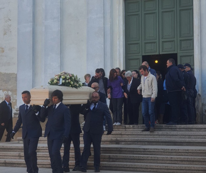 Addio a Claudia Pini, la guardia giurata travolta dalla sua auto