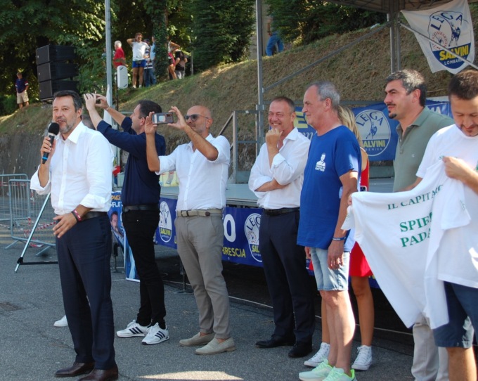 Matteo Salvini ospite allo spiedo padano di Rovato FOTO e VIDEO