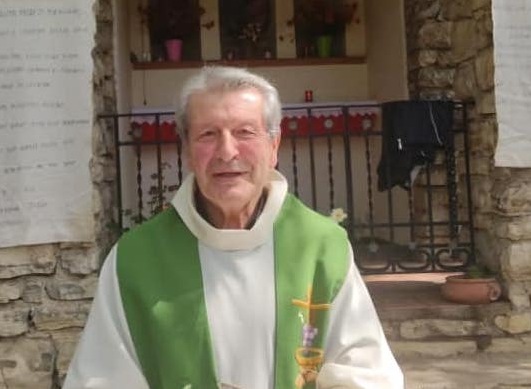 Il saluto della comunità a don Facconi