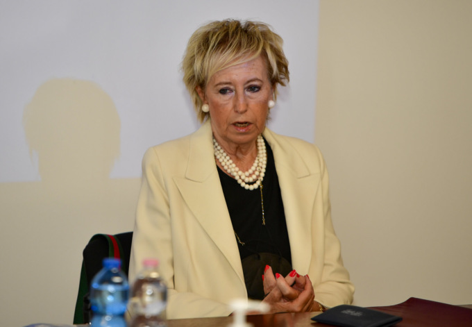 Pandemia, riforma sanitaria e liste d’attesa: le sfide di Letizia Moratti
