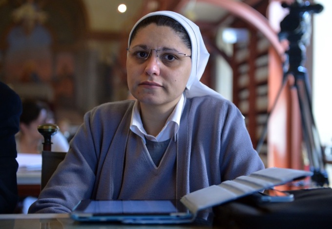 Suor Alfieri: “La priorità deve essere il pluralismo educativo”