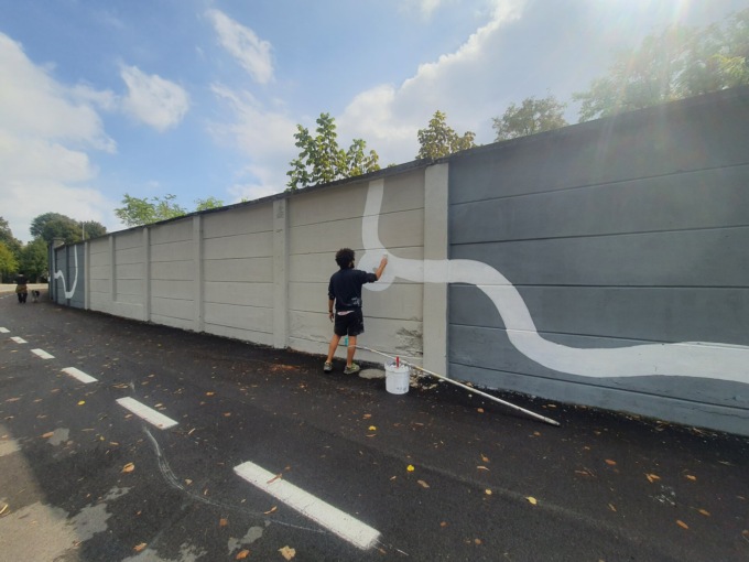 Quaranta artisti al lavoro per un murales di 300 metri