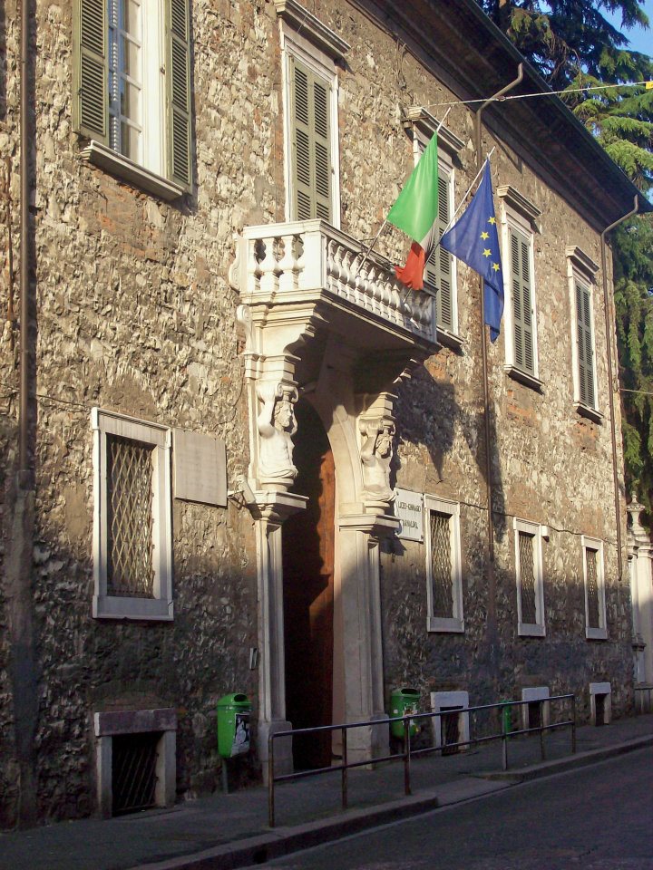 Caso Del Bidello Gerardo La Dirigente Scolastica Stata Querelata 