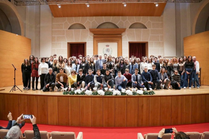“Bravissimi”, premiati gli studenti meritevoli