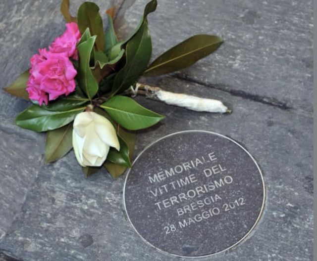 Memoriale delle vittime del terrorismo e della violenza politica, le 186 formelle mancanti