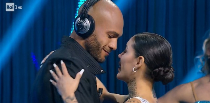 Marcell Jacobs sulla pista… di Ballando con le stelle