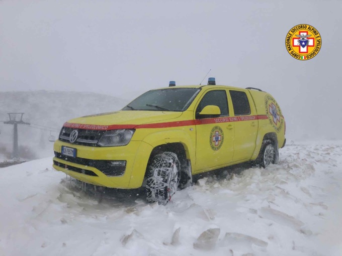 Ragazze bloccate a Montecampione, riportate a valle