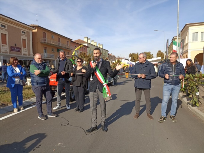 La Sagretta del salame cotto e della greppola “sposa” il Ringraziamento