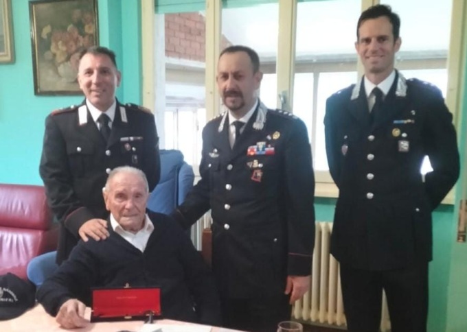 Il carabiniere in congedo Giovanni Fiorini ha spento 101 candeline