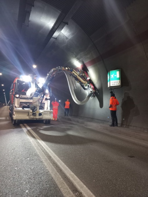 Gallerie Valsabbia, in corso di notte i lavori di manutenzione