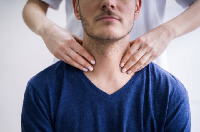 Neoplasia della tiroide, diagnosi precoce e prevenzione