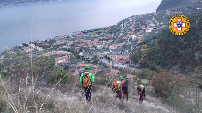 Escursionisti bloccati in montagna salvati dal Soccorso Alpino