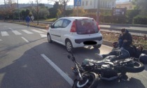Sinistro a Salò: scontro tra auto e moto, coinvolto un 17enne