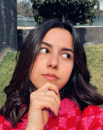 Jolanda Renga su Tik Tok dà una lezione agli haters: “Ciao sono la figlia brutta”