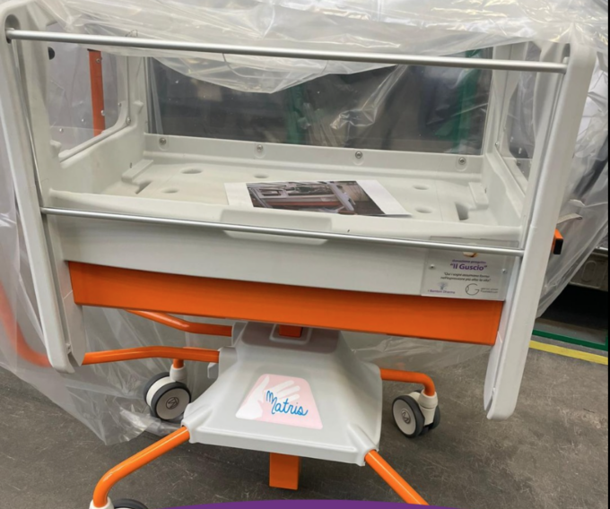 Agli Spedali Civili arrivano 36 nuove culle dono de “I Bambini di Dharma”