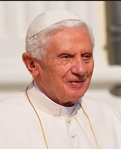 Morte del papa emerito Joseph Ratzinger, le parole del vescovo Tremolada