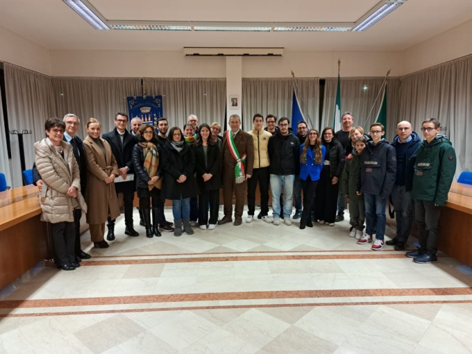 Borse di studio per 10 studenti: “Continuate a credere in voi stessi”