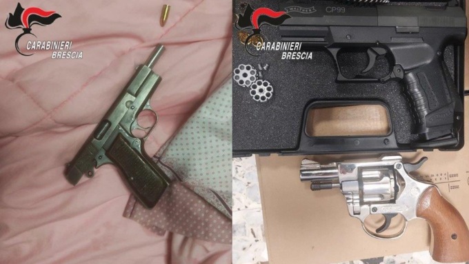 Deteneva armi illegalmente, finisce in carcere