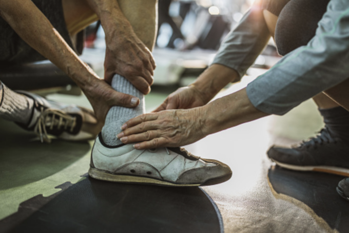 Frattura malleolo, un intervento di routine se eseguito da mani esperte